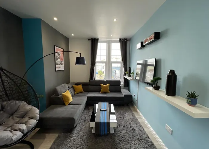 Modern Sea View Apartment